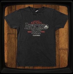 ANTONIO BAY - VINTAGE T-SHIRT