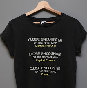 CLOSE ENCOUNTERS - LADIES ROLLED SLEEVE T-SHIRT
