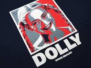 DOLLY WEARS BRACES - REGULAR T-SHIRT-3