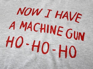 NOW I HAVE A MACHINE GUN HO-HO-HO - SWEATSHIRT-3