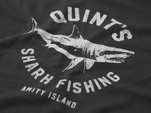 QUINT'S SHARK FISHING (CHARCOAL) - REGULAR T-SHIRT-3