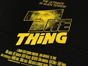 THE SHINING THING (BLACK) - SOFT JERSEY T-SHIRT-3